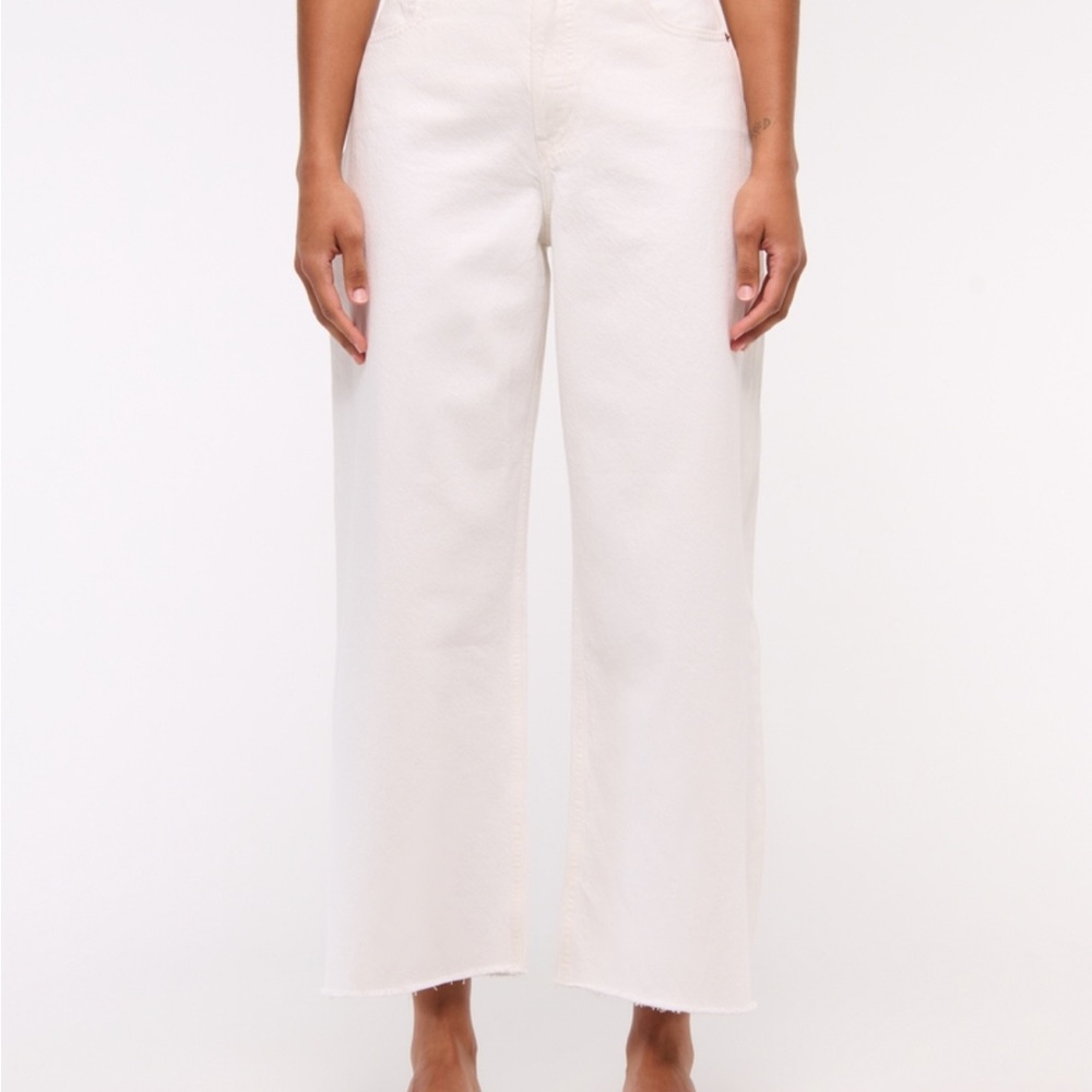 Women's Abercrombie & Fitch Curve Love High Rise Cropped Wide Leg Jeans